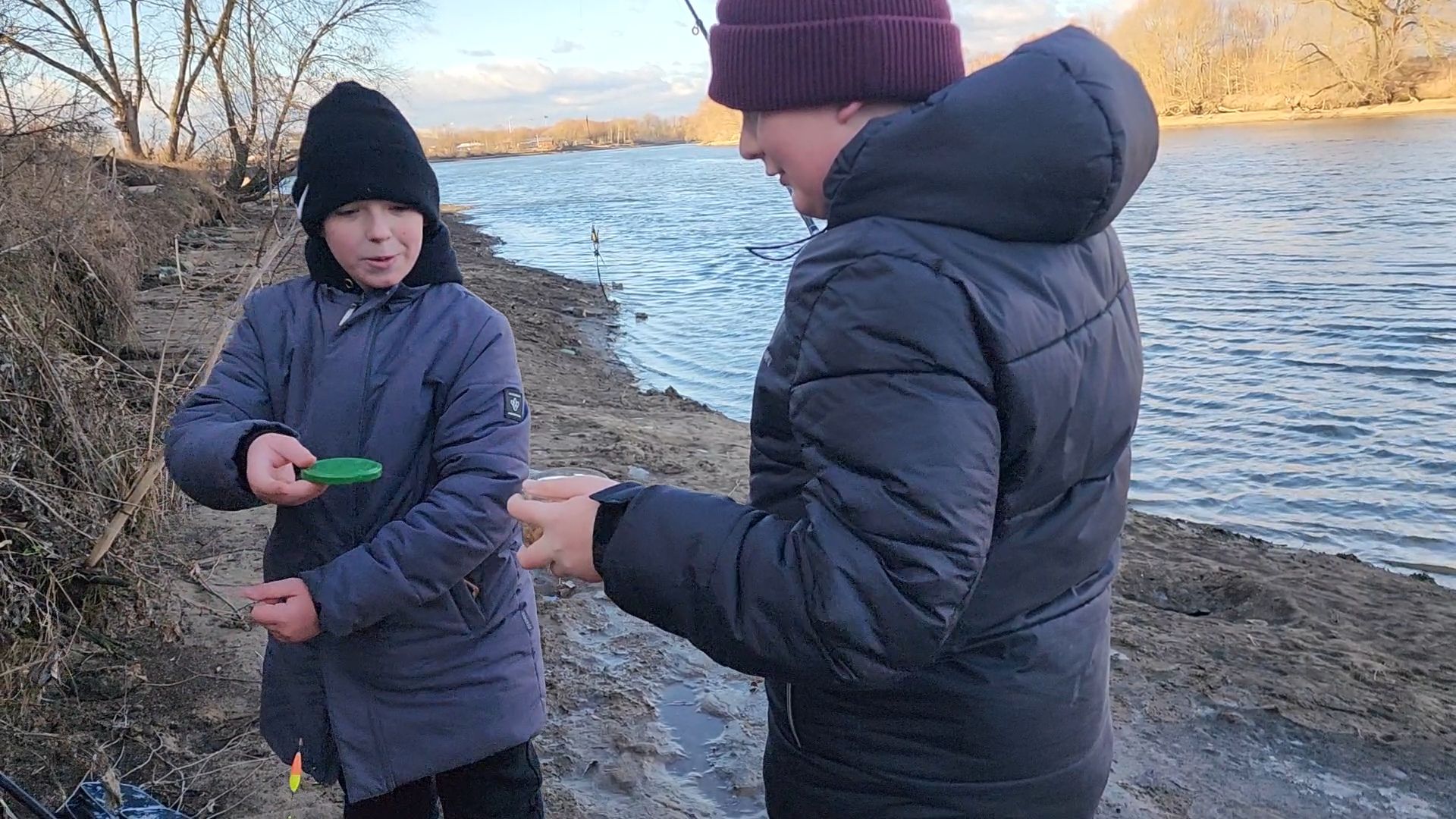 Бронницы, Рыбалка, Рыба в Бронницах, Дети, Дети на рыбалке,
