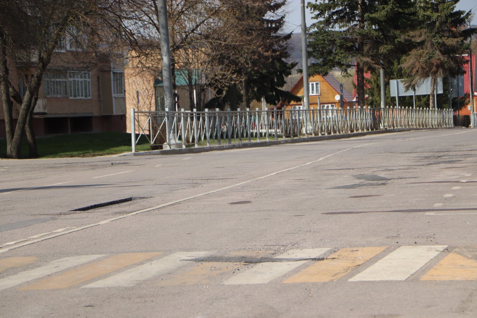 Серебряные Пруды, дороги