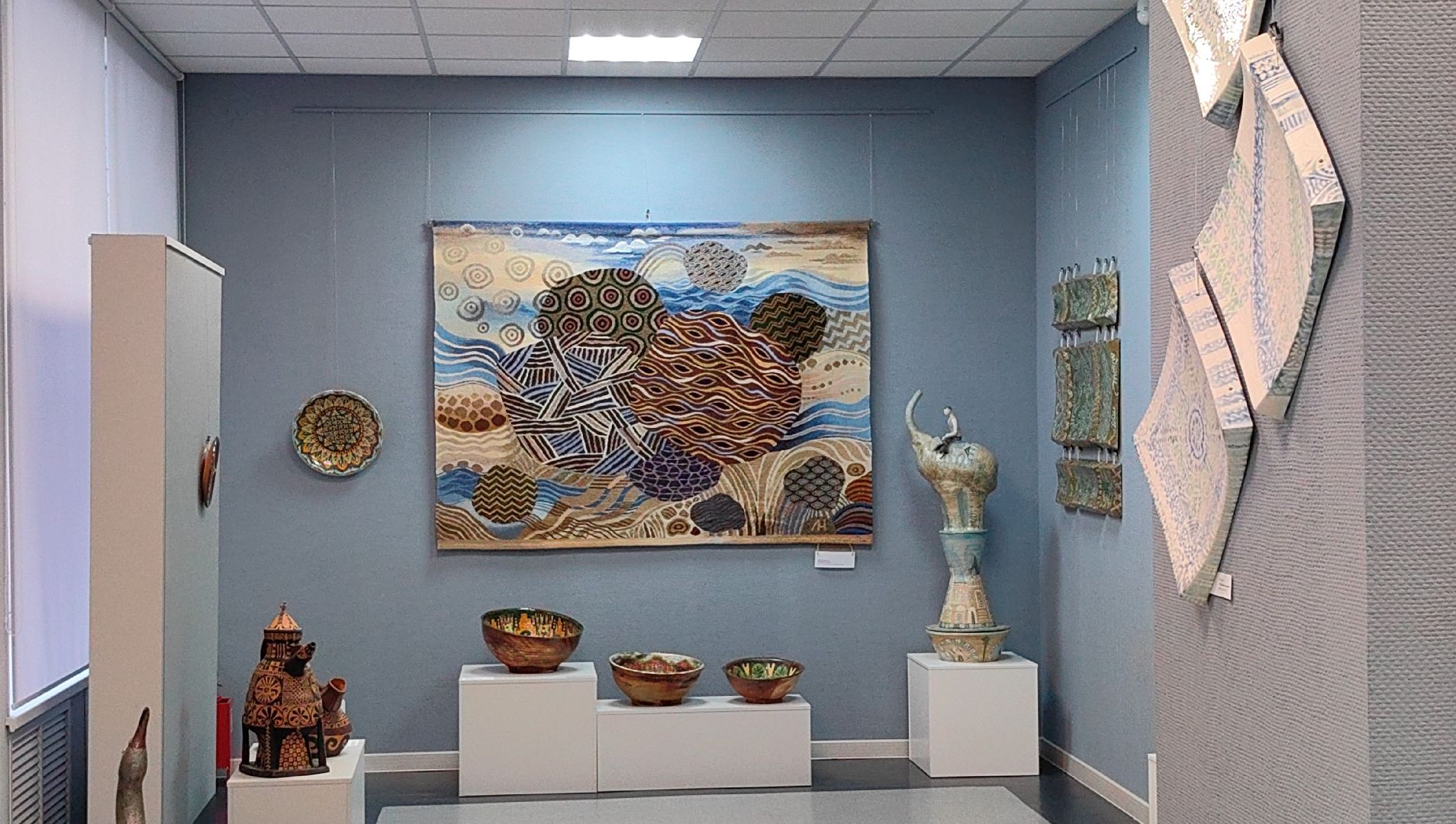 черепахи, сова, выставка, керамика, гобелен, природа, музей,