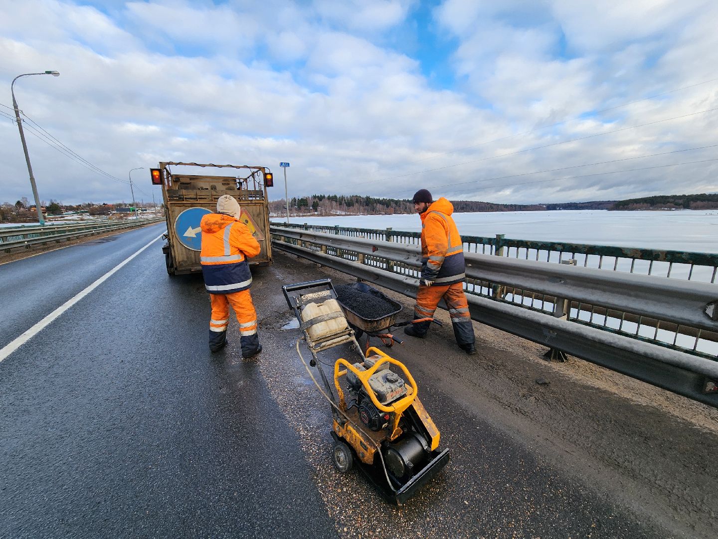 Руза, ямочный ремонт, озернинское водохранилище, ремонт дорог, вертикалки,