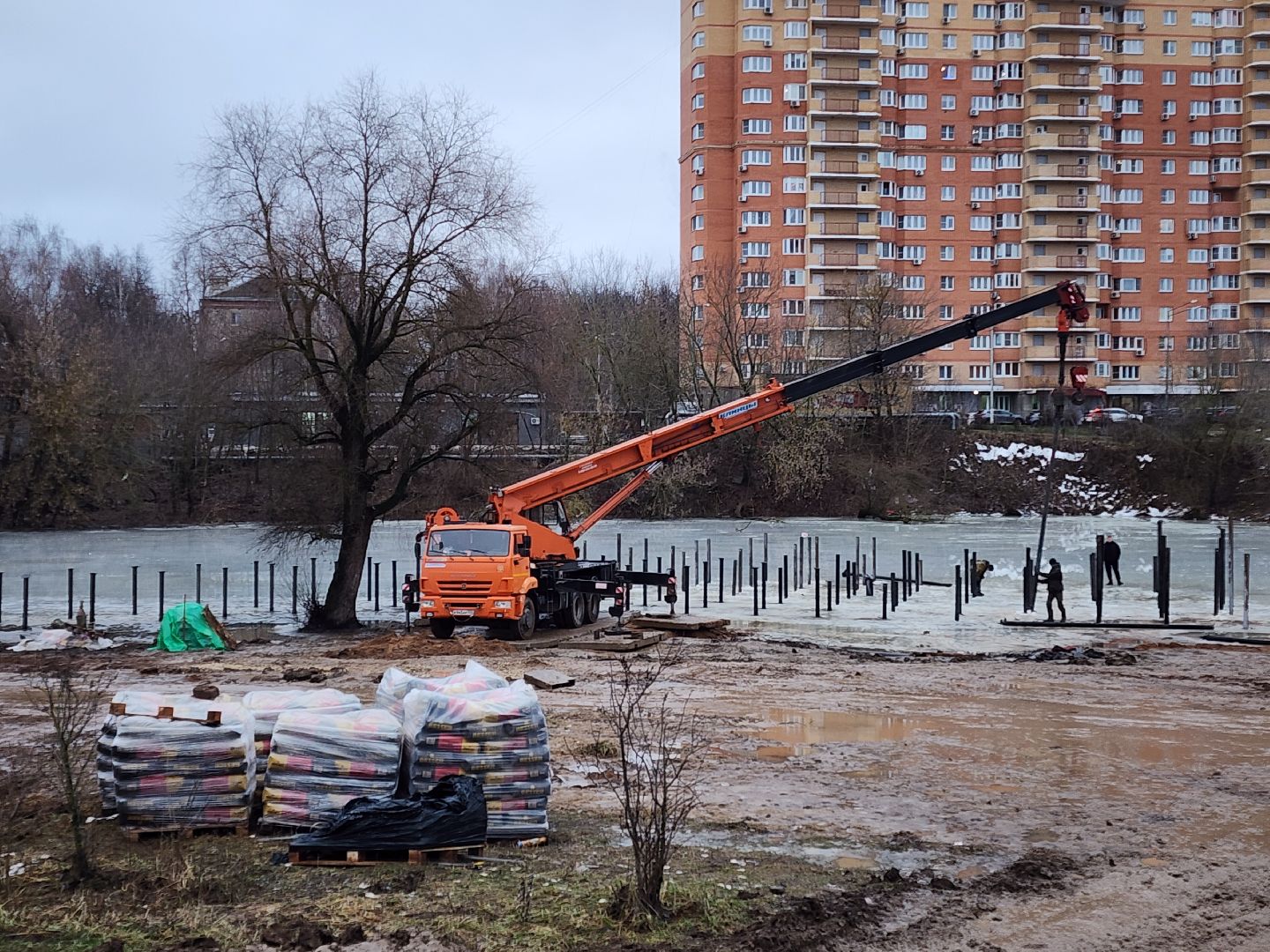 Чехов, река Теребенка, благоустройство набережной, зоны отдыха, вертикалки,