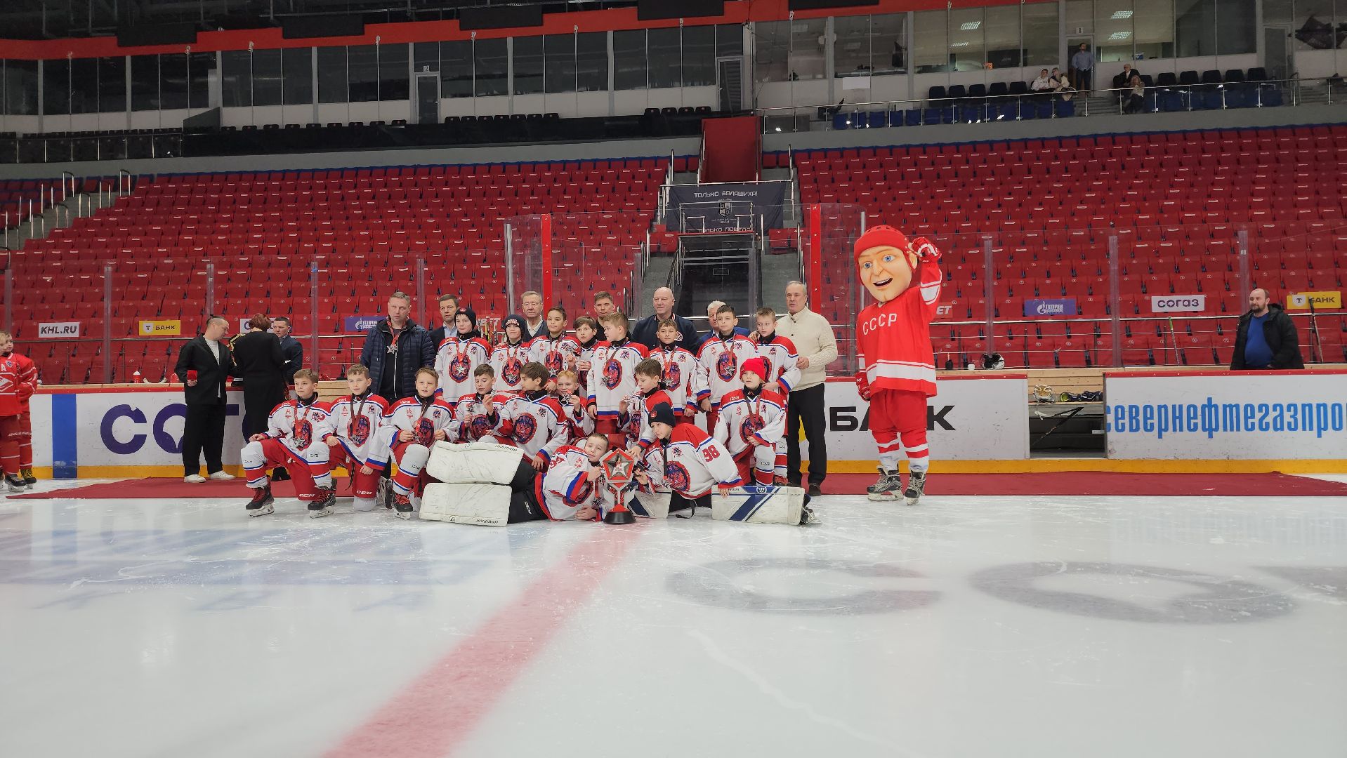 спорт, турнир, хоккей, ляпкин, олимпийский чемпион, день рождения, праздник,