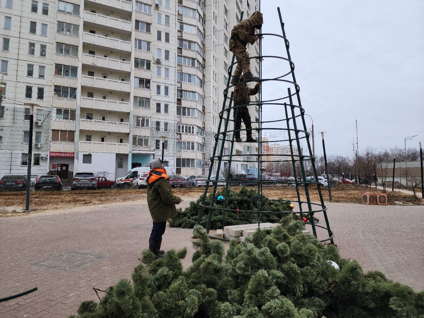 Подольск, Новогодняя елка, благоустройство, вертикалки,