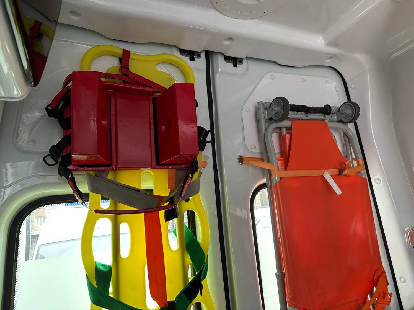 медицина, машина скорой помощи, домодедовская подстанция скорой, новое оборудование,