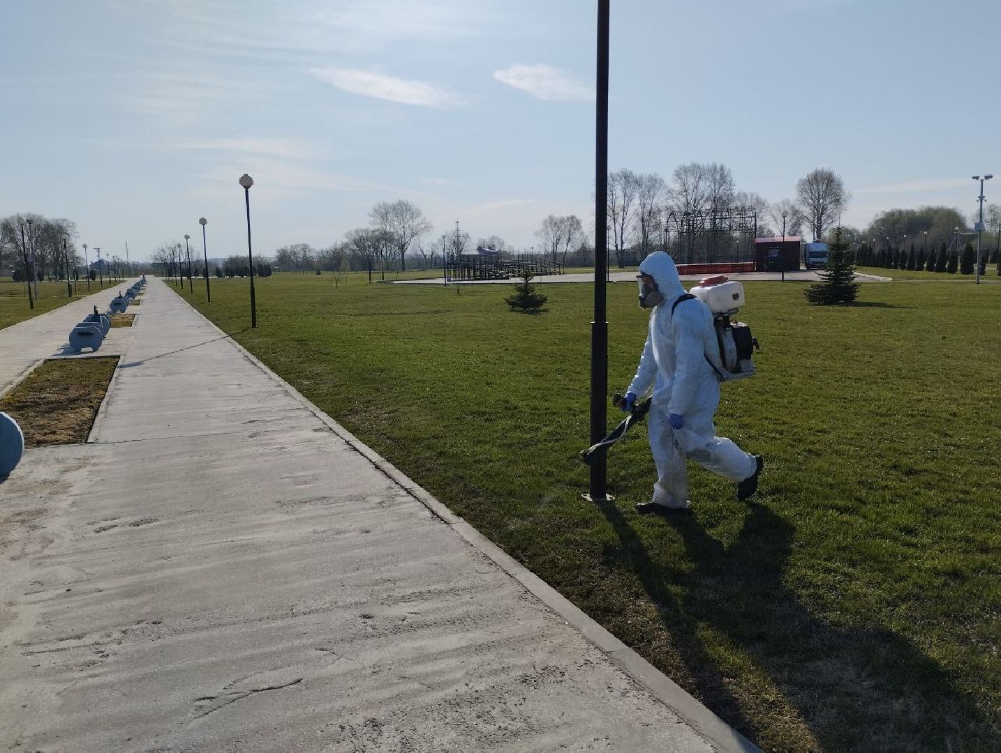 Серебряные Пруды, парк, клещи