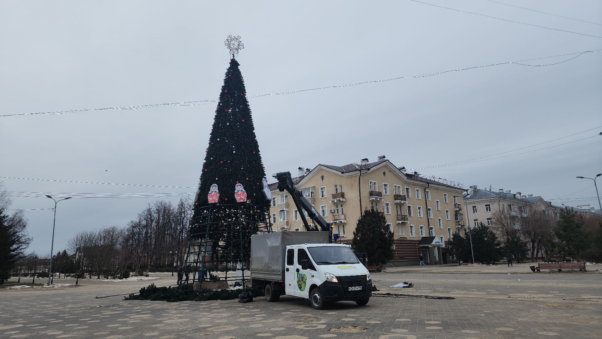 благоустройство, новогодняя елка, Лосино-Петровский,