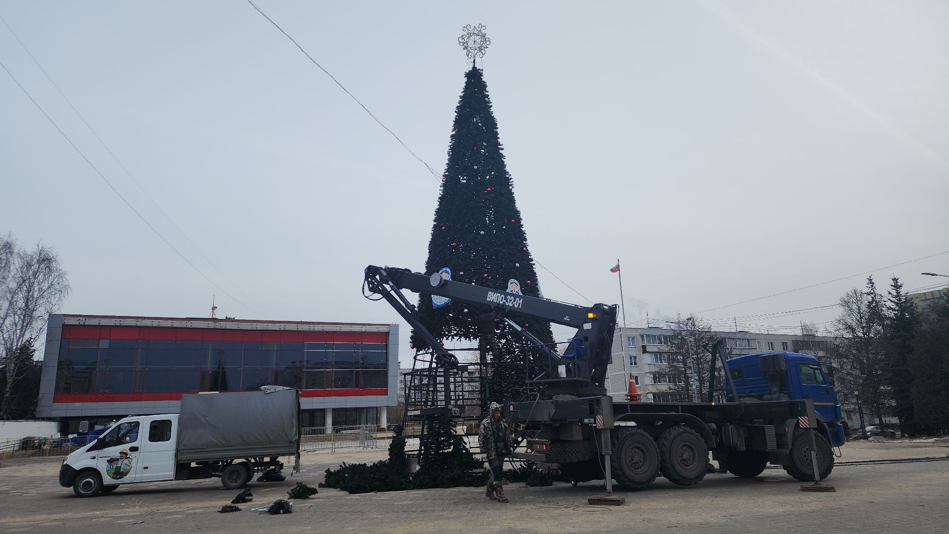 благоустройство, новогодняя елка, Лосино-Петровский,