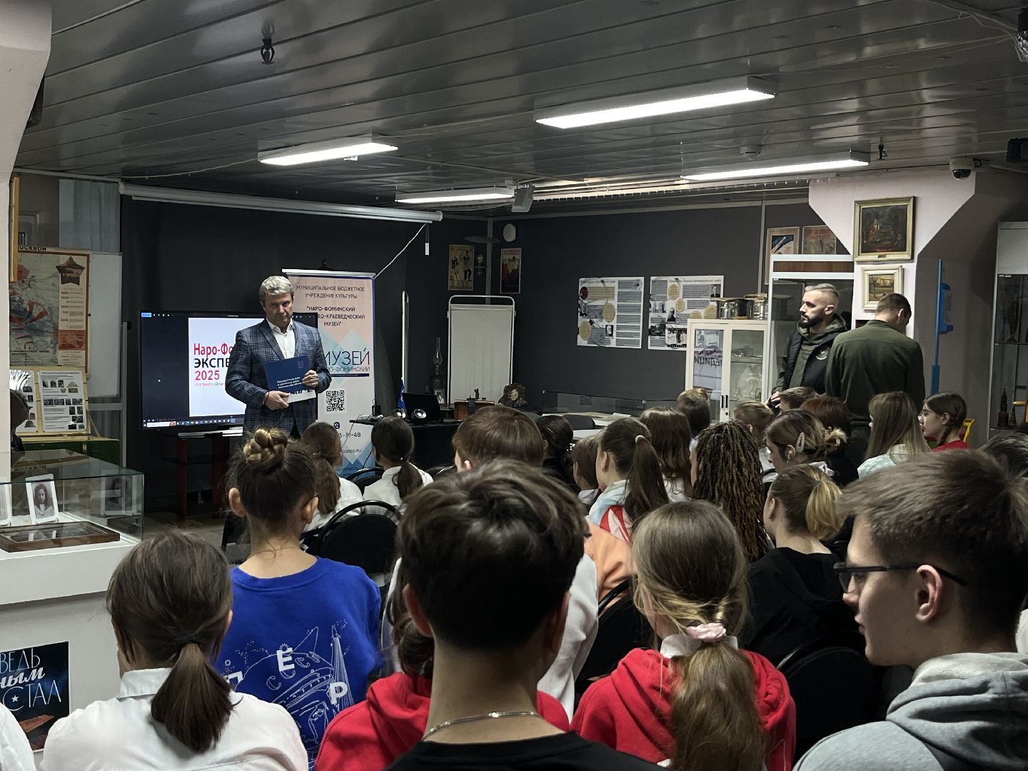 наро-фоминск, наро-фоминский городской округ, урок мужества, день освобождения Московской области,они сражались за Родину, музей в наро-фоминске, олег рожнов,поисковые отряды, вертикалки