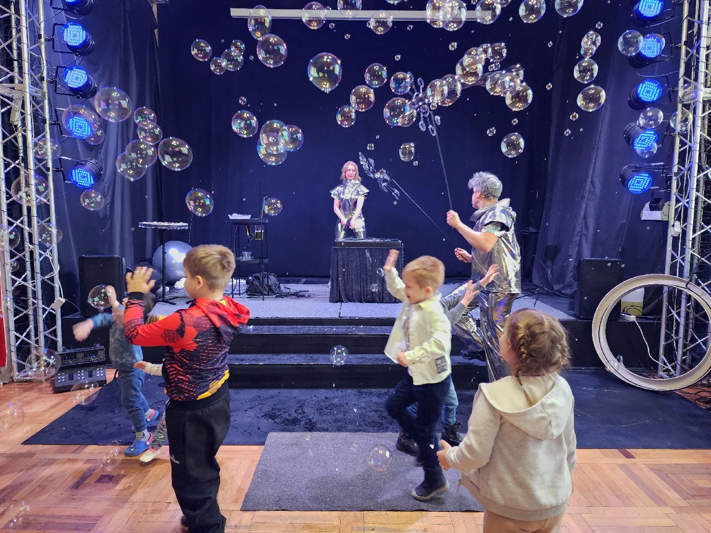 раменское, общество, шоу мыльных пузырей в дк победа,