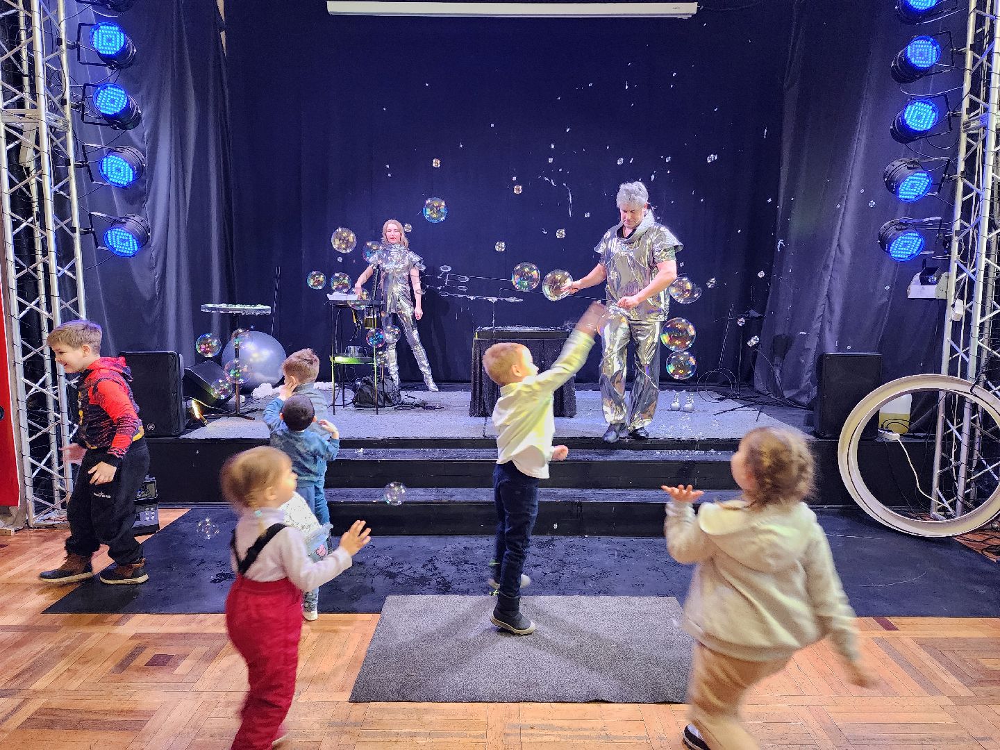 раменское, общество, шоу мыльных пузырей в дк победа,