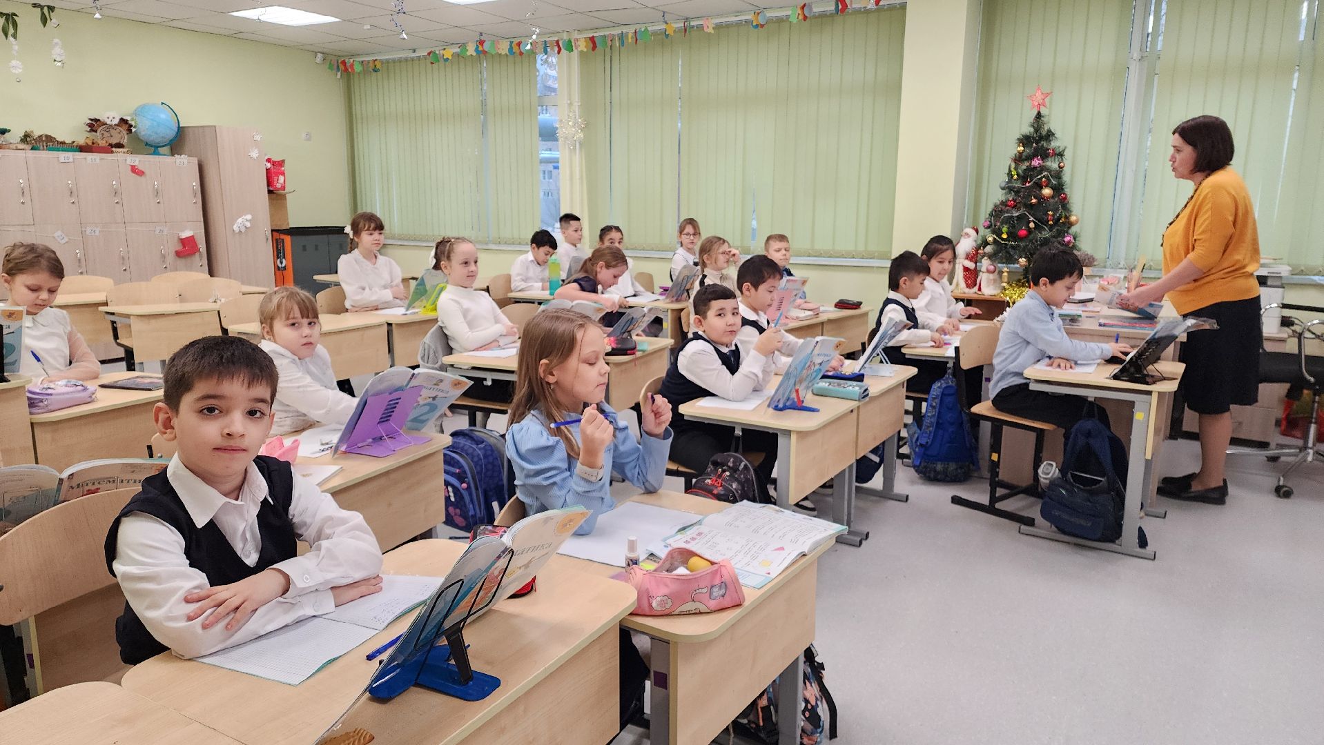 блокадный хлеб, Лобня, Школа,