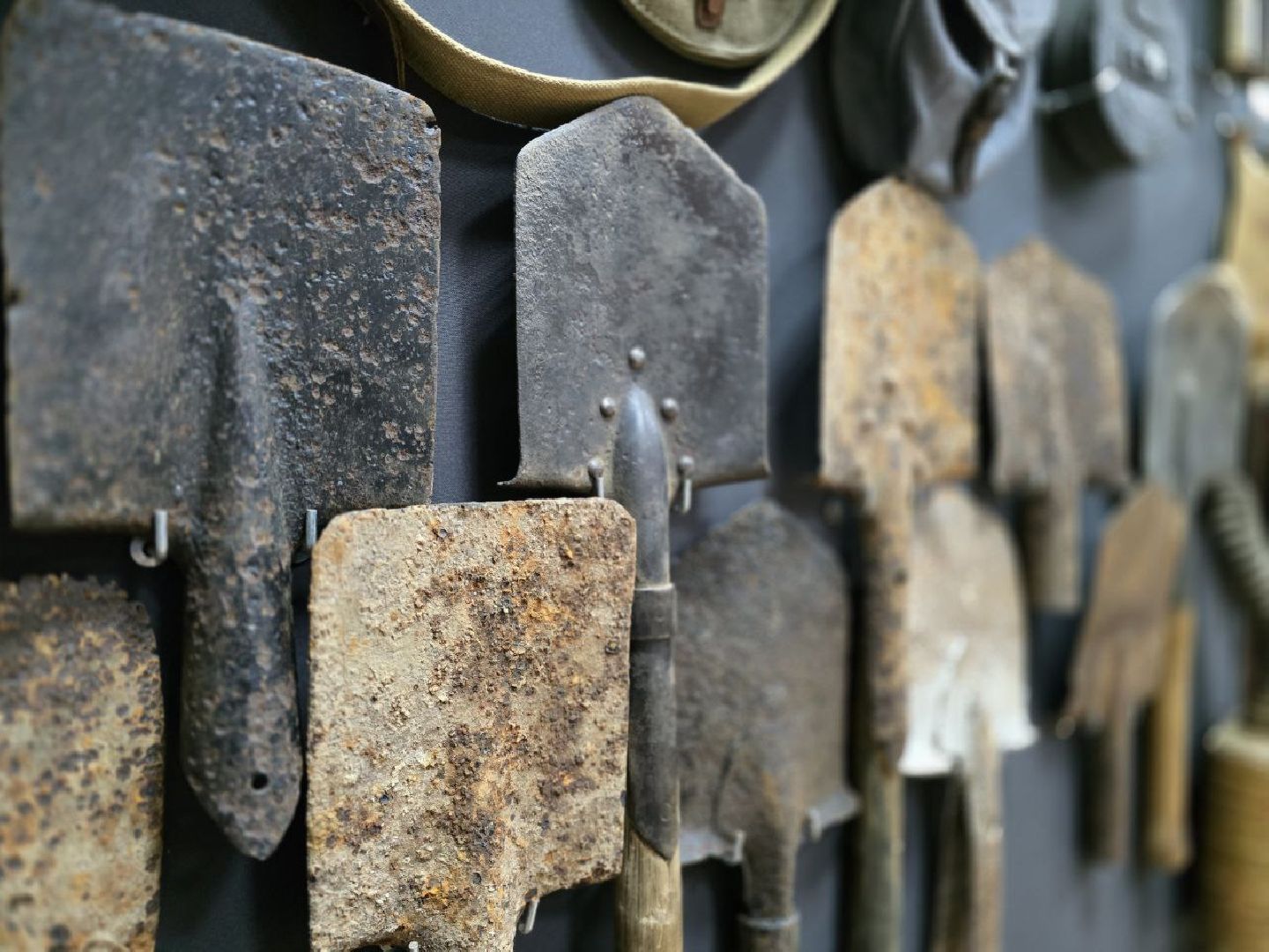 можайск, можайский муниципальный округ, подмосковье, выставка, великая отечественная война, вов, поисковые отряды, уникальные предметы времен вов, история,