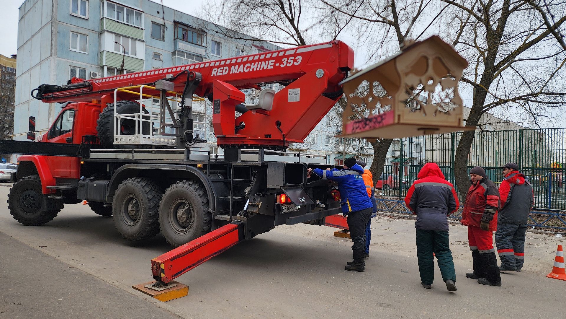 Бронницы, мбу благоустройство, спиливание веток, вертикалки,