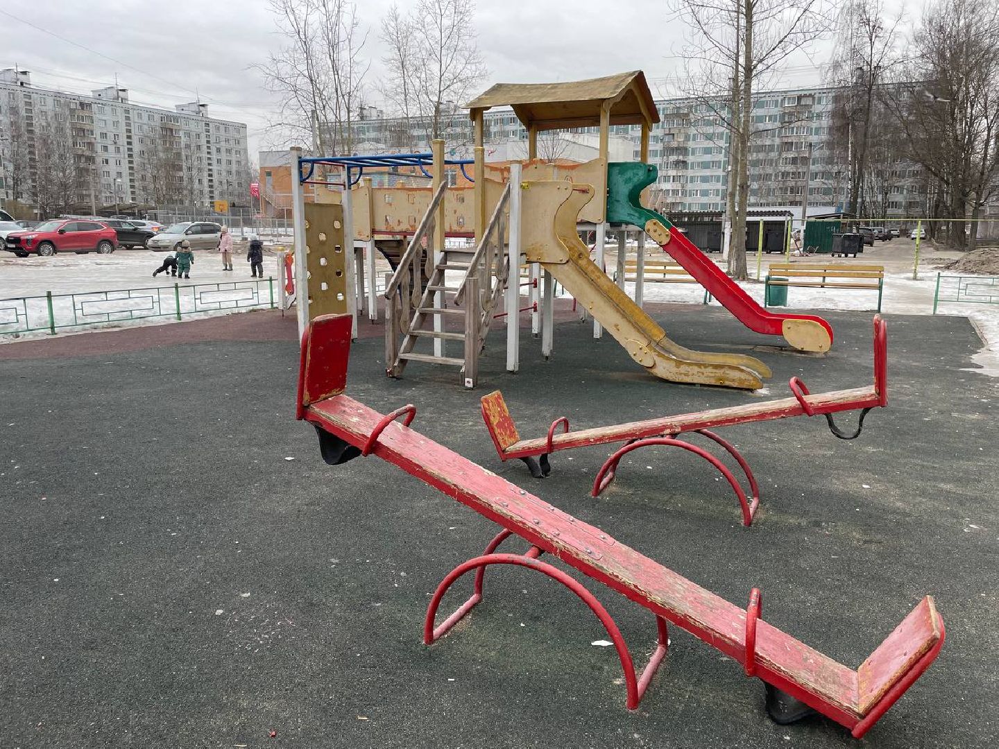 Дмитров, Микрорайон Космонавтов, вертикалки,