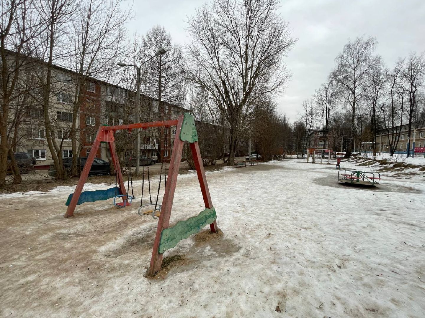 Дмитров, Микрорайон Космонавтов, вертикалки,