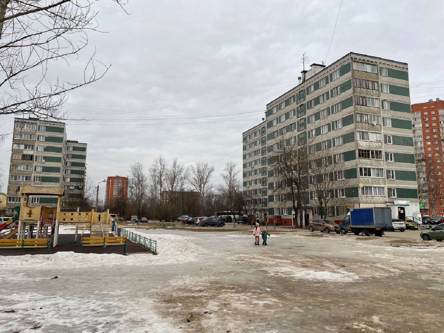 Дмитров, Микрорайон Космонавтов, вертикалки,