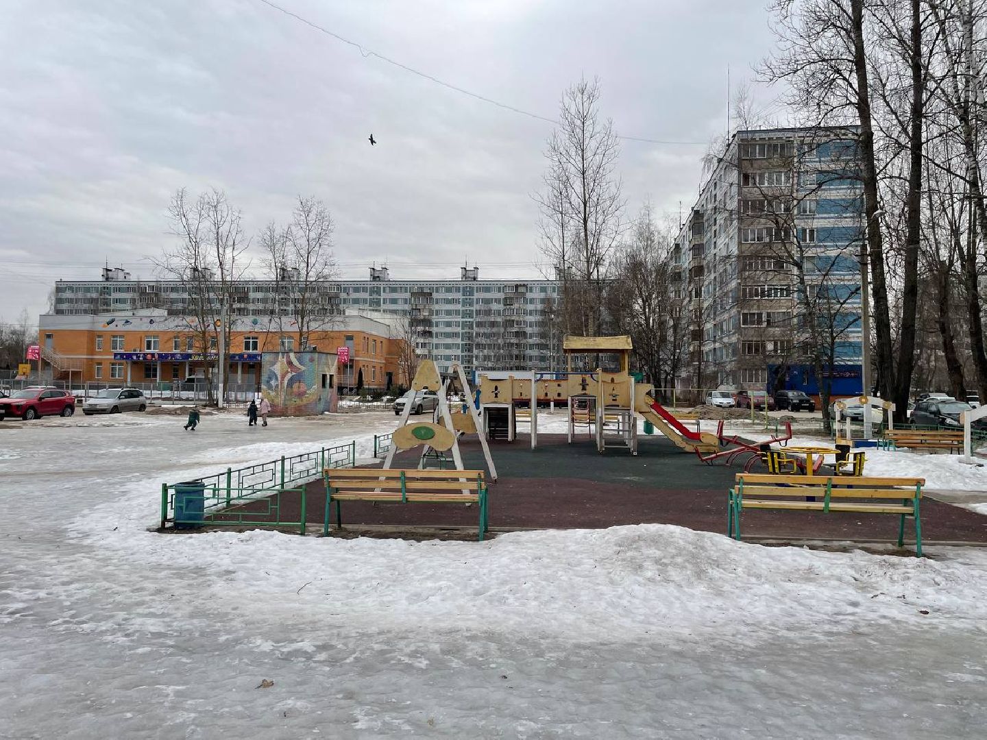 Дмитров, Микрорайон Космонавтов, вертикалки,