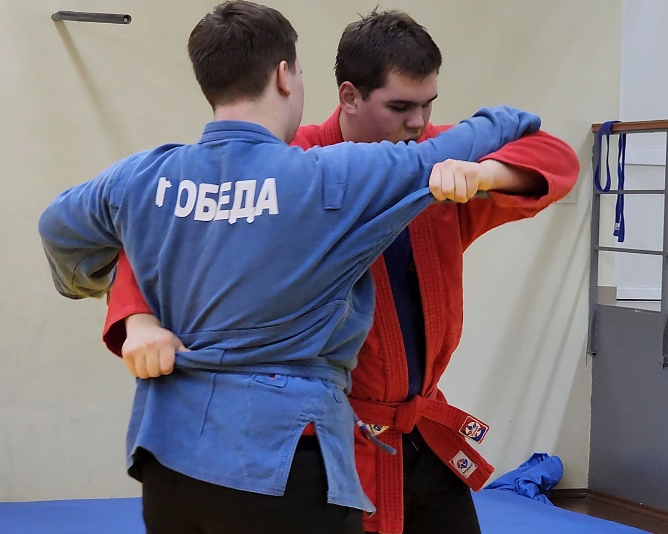 Дубна, Студент, Чемпион, Боевое самбо, Победитель первенства мира, вертикалки,