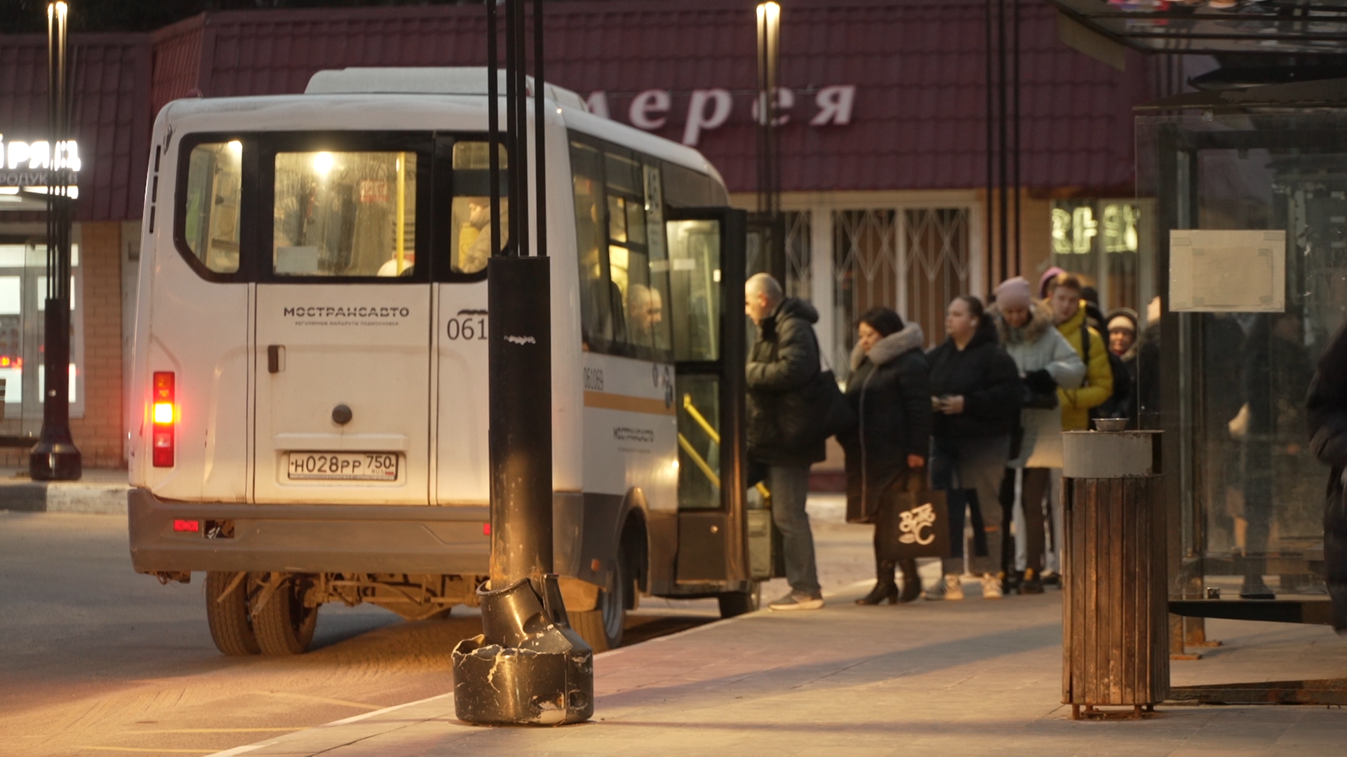 общественный транспорт власиха, 46 маршрут власиха-заозерная, 46 маршрут власиха-почта, мострансавто, пассажирский транспорт,