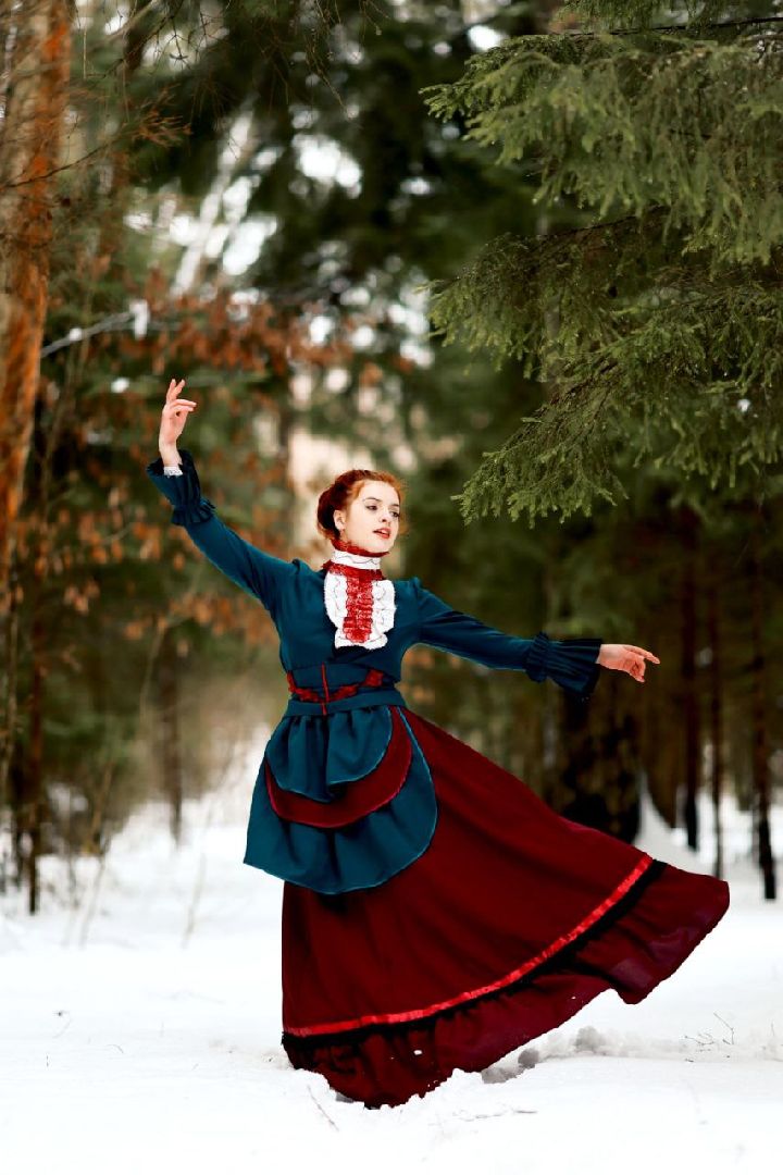 Чехов, Татьянин день, День студента, студентка Анна Алексеева, Столичный профессиональный колледж, Литературный институт имени Горького, ГИТИС, актриса, писатель, фотомодель, учитель музыки, вертикалки,