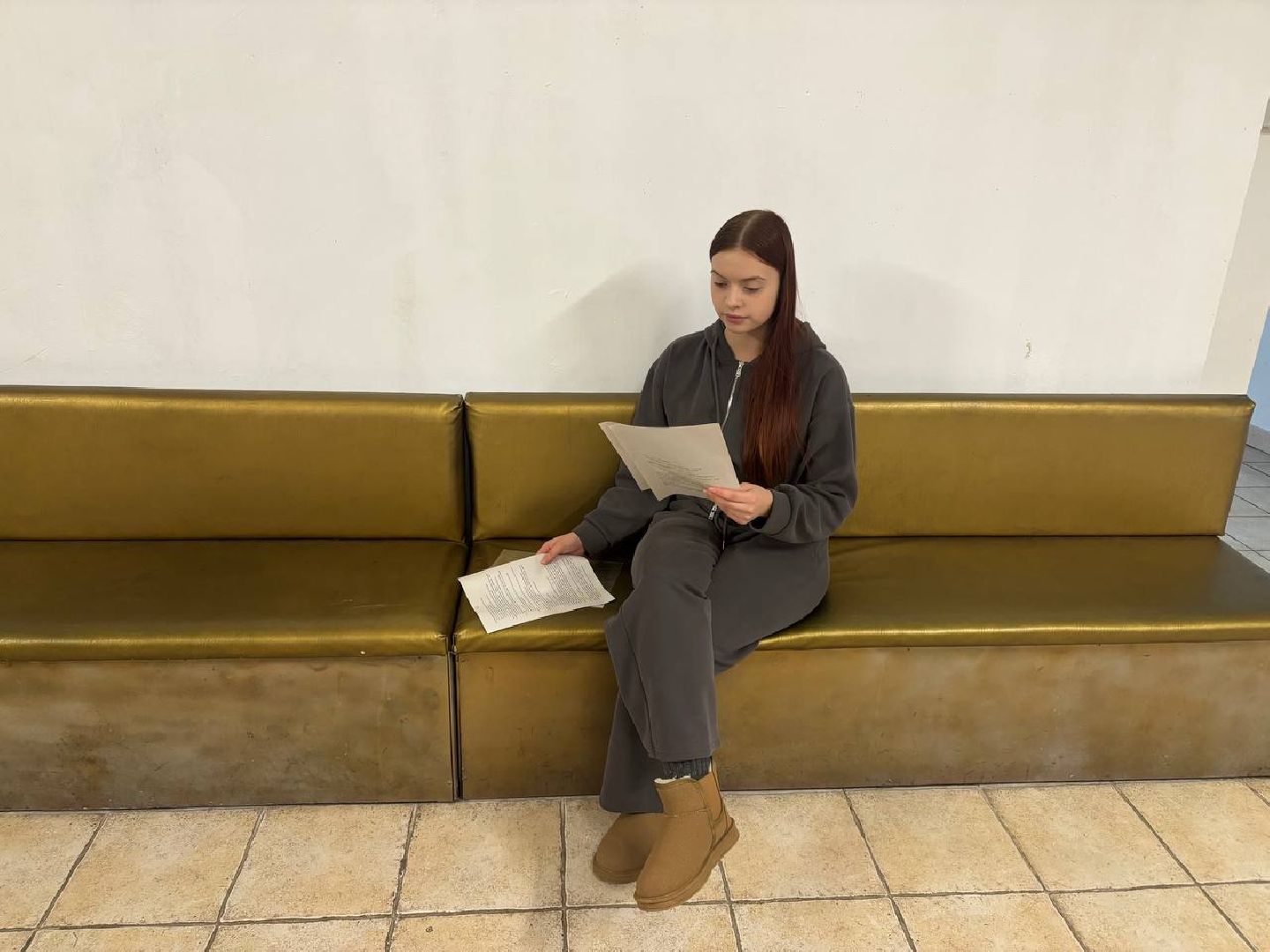 Чехов, Татьянин день, День студента, студентка Анна Алексеева, Столичный профессиональный колледж, Литературный институт имени Горького, ГИТИС, актриса, писатель, фотомодель, учитель музыки, вертикалки,