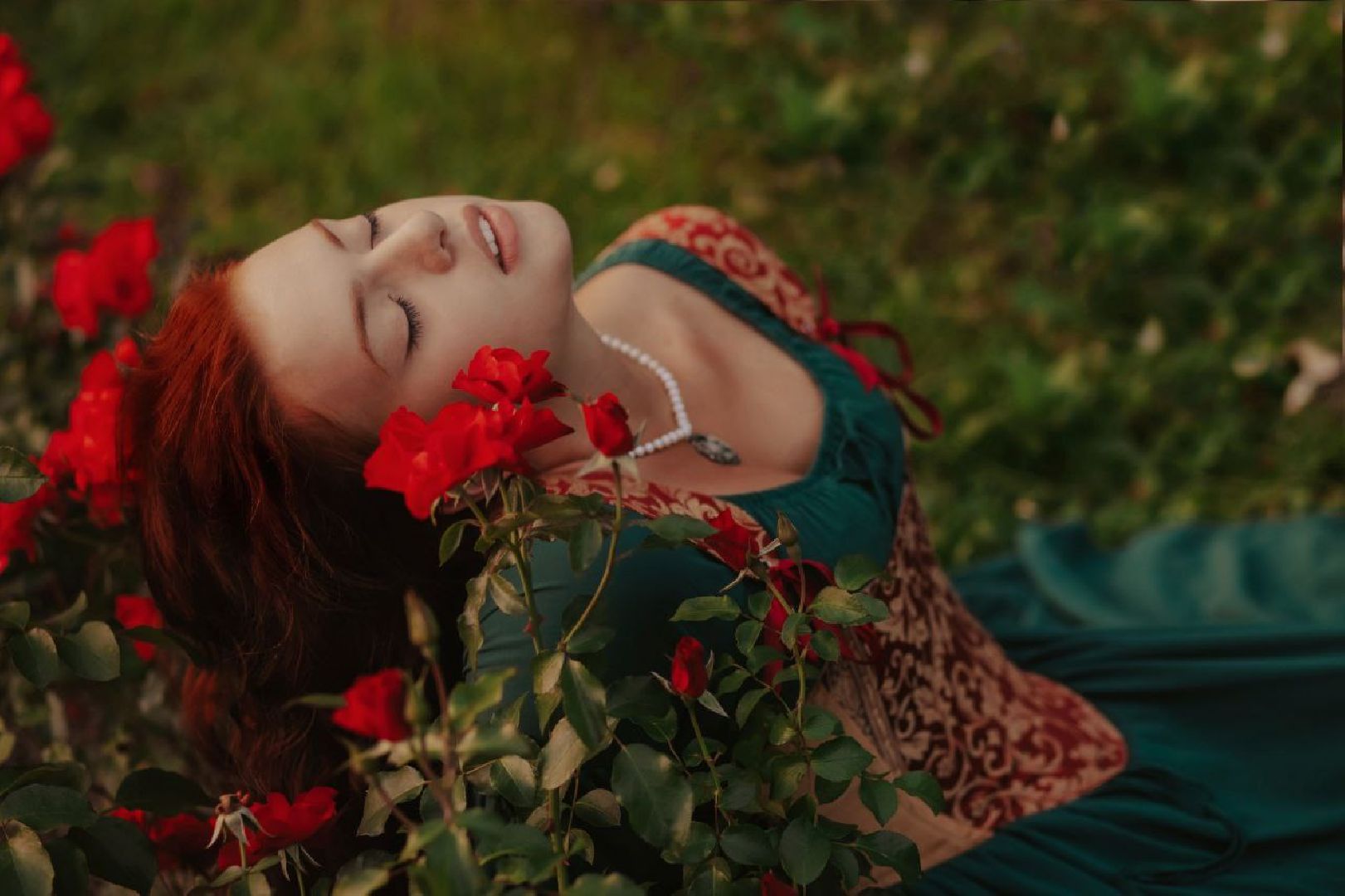 Чехов, Татьянин день, День студента, студентка Анна Алексеева, Столичный профессиональный колледж, Литературный институт имени Горького, ГИТИС, актриса, писатель, фотомодель, учитель музыки, вертикалки,