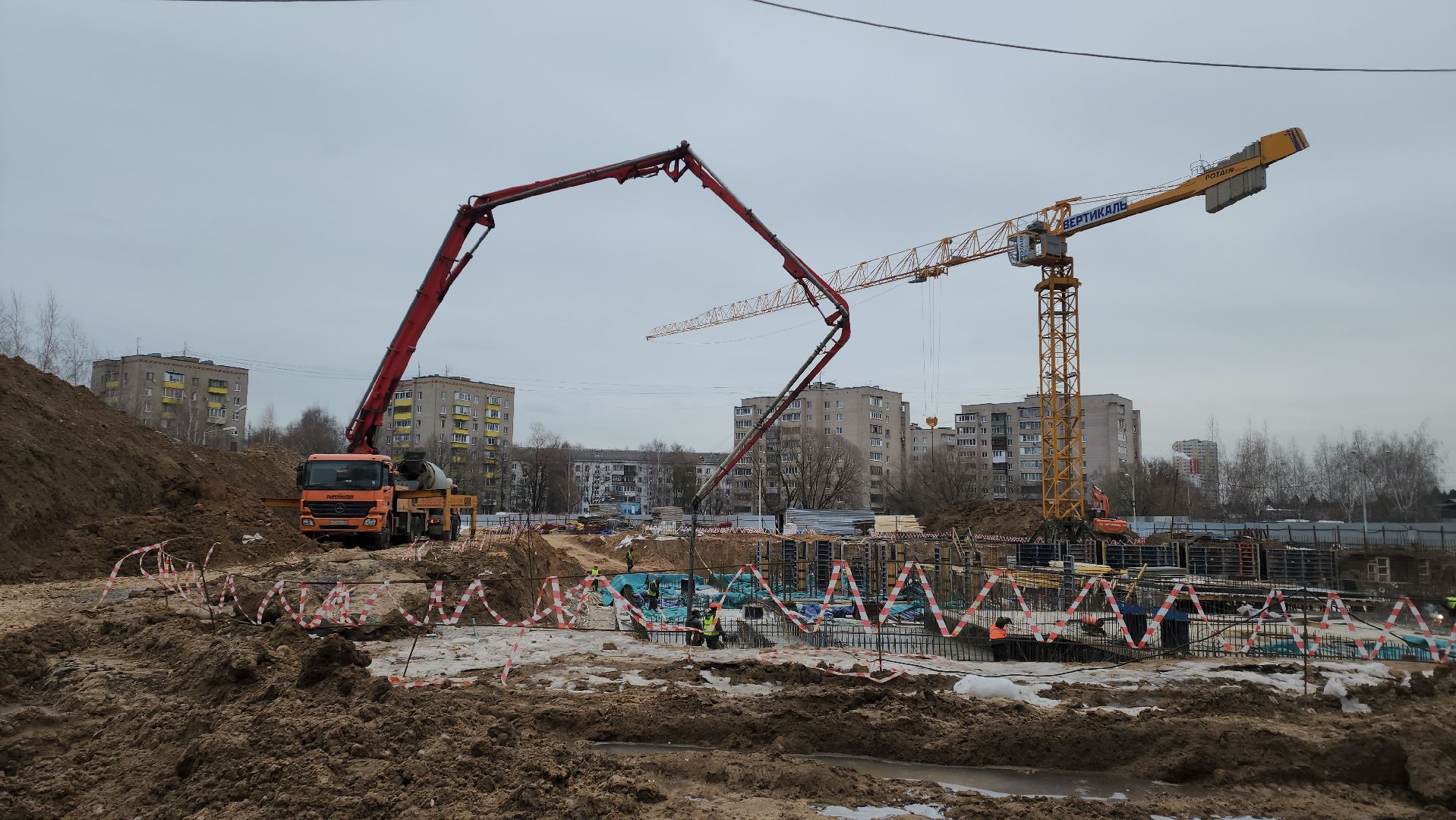 фок с бассейном, Лобня, Строительство, вертикалки,