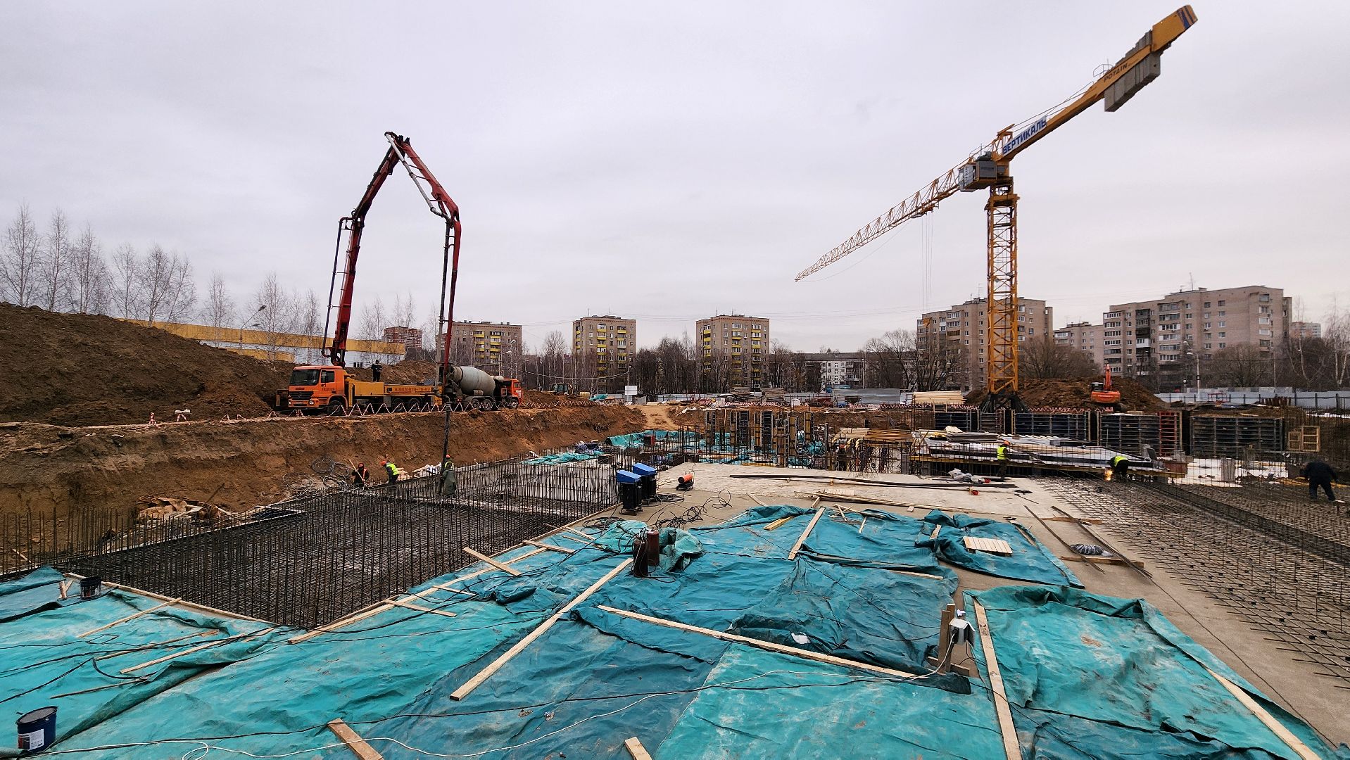 фок с бассейном, Лобня, Строительство, вертикалки,