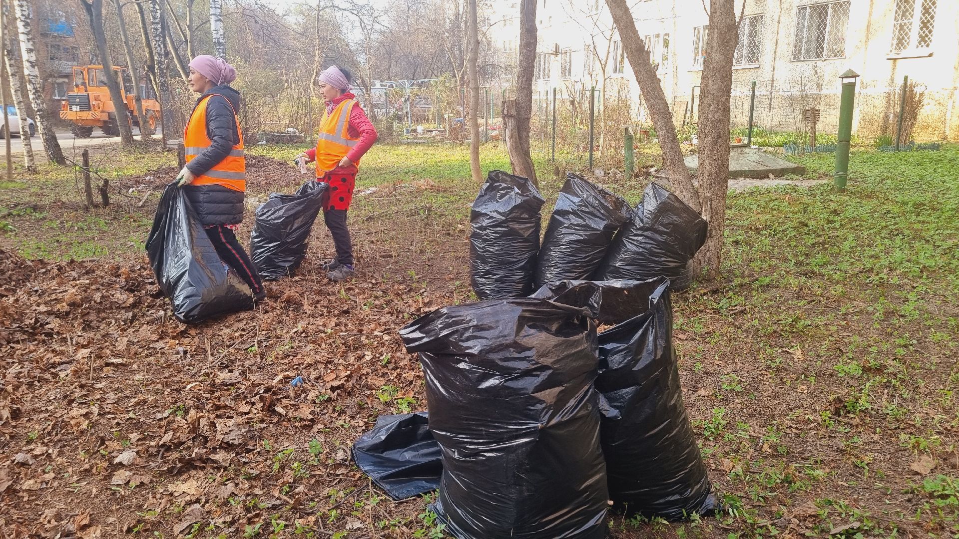 Подмосковье, Ивантеевка, субботник