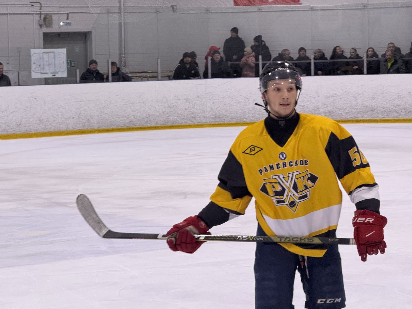 хоккей, ледовая арена, ледовая арена имени лутченко, раменское, рхк,