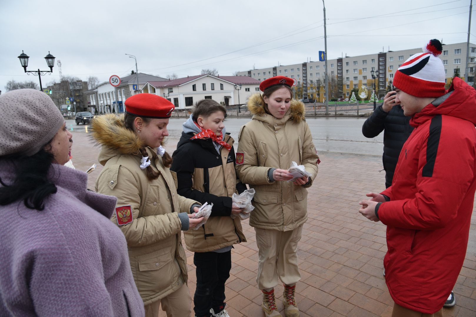 лотошино, блокада ленинграда, блокадный хлеб, акция, юнармия, движение первых,