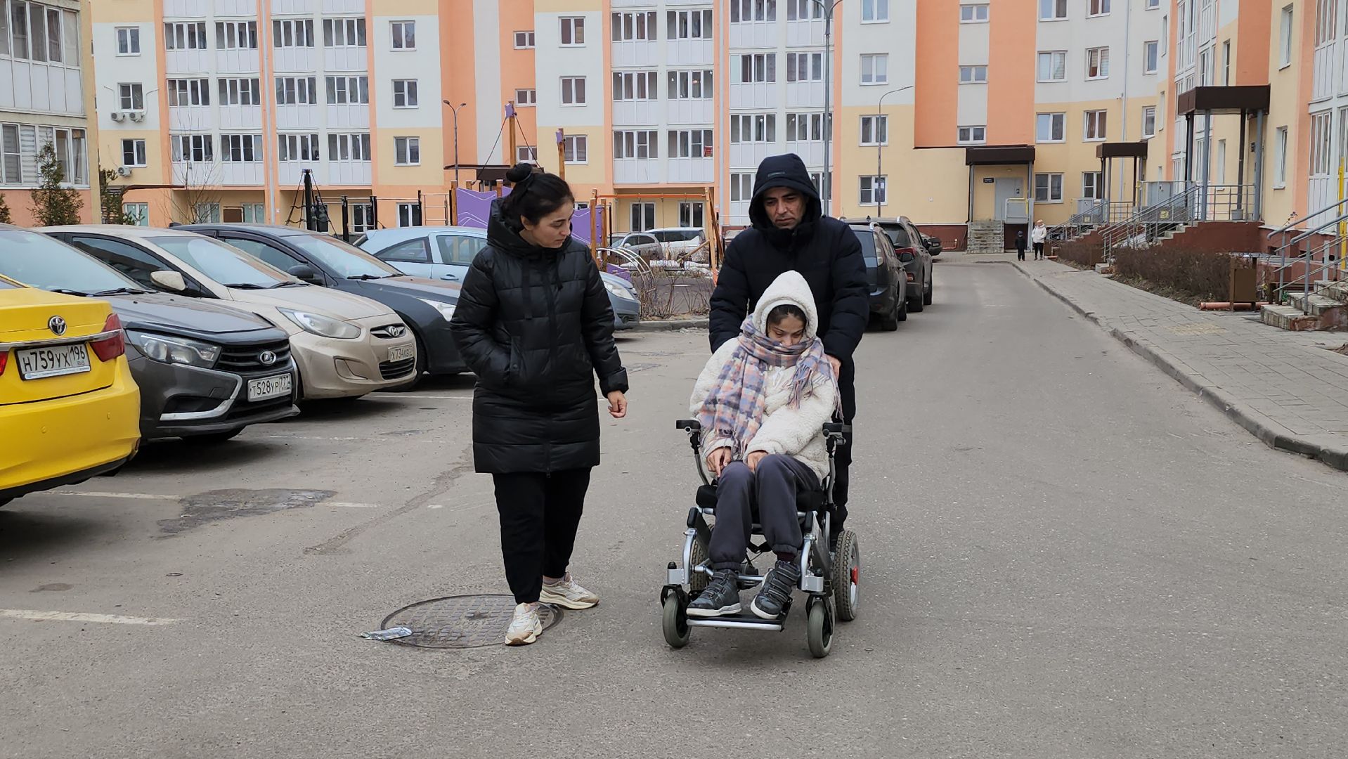 люберцы, выездная администрация, глава городского округа люберцы владимир волков, жители, инвалид,