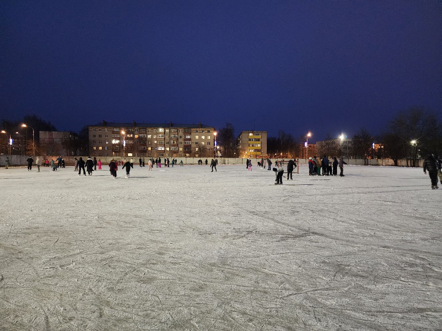дискотека на льду, день студента, студенты,