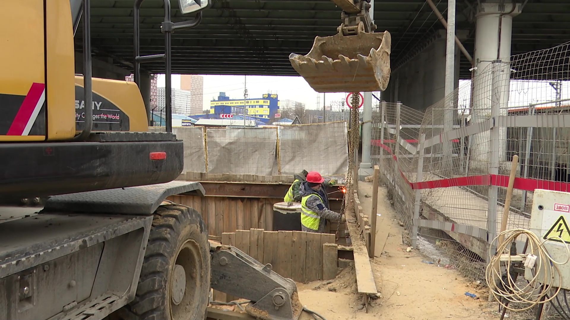 Реутов, вертикалки, благоустройство, раскопки, РЖД, новый асфальт,