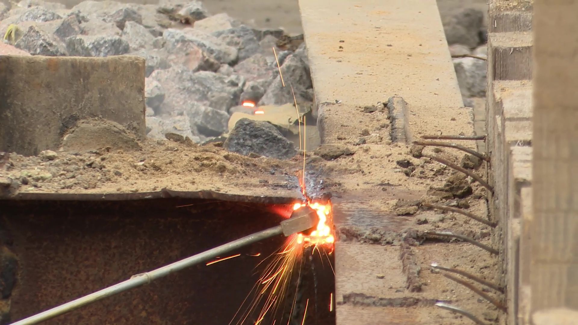 Реутов, вертикалки, благоустройство, раскопки, РЖД, новый асфальт,