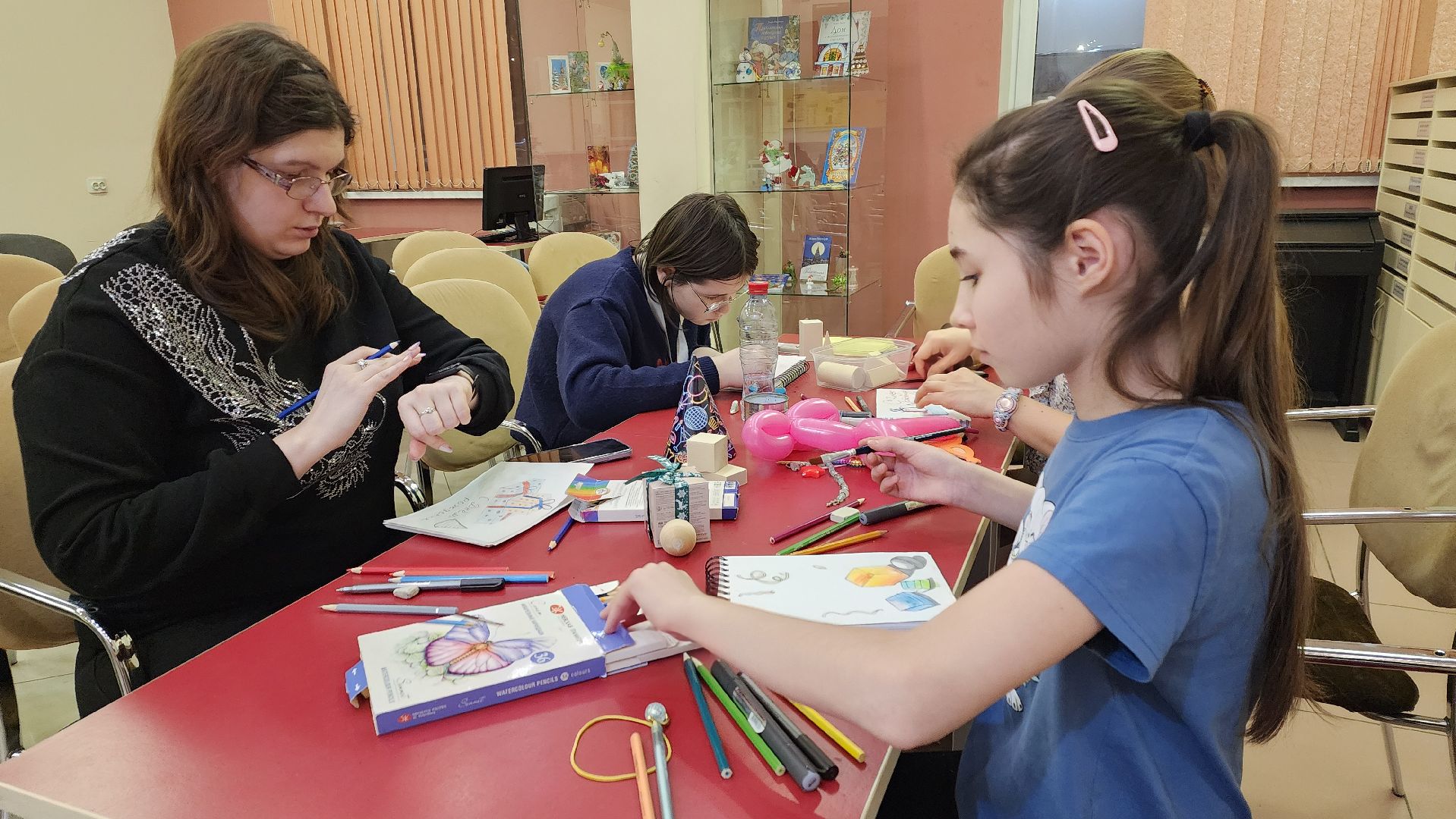 вертикалки, пушкино, центральная библиотека, мастер-класс, скетчинг, рисование, художник,