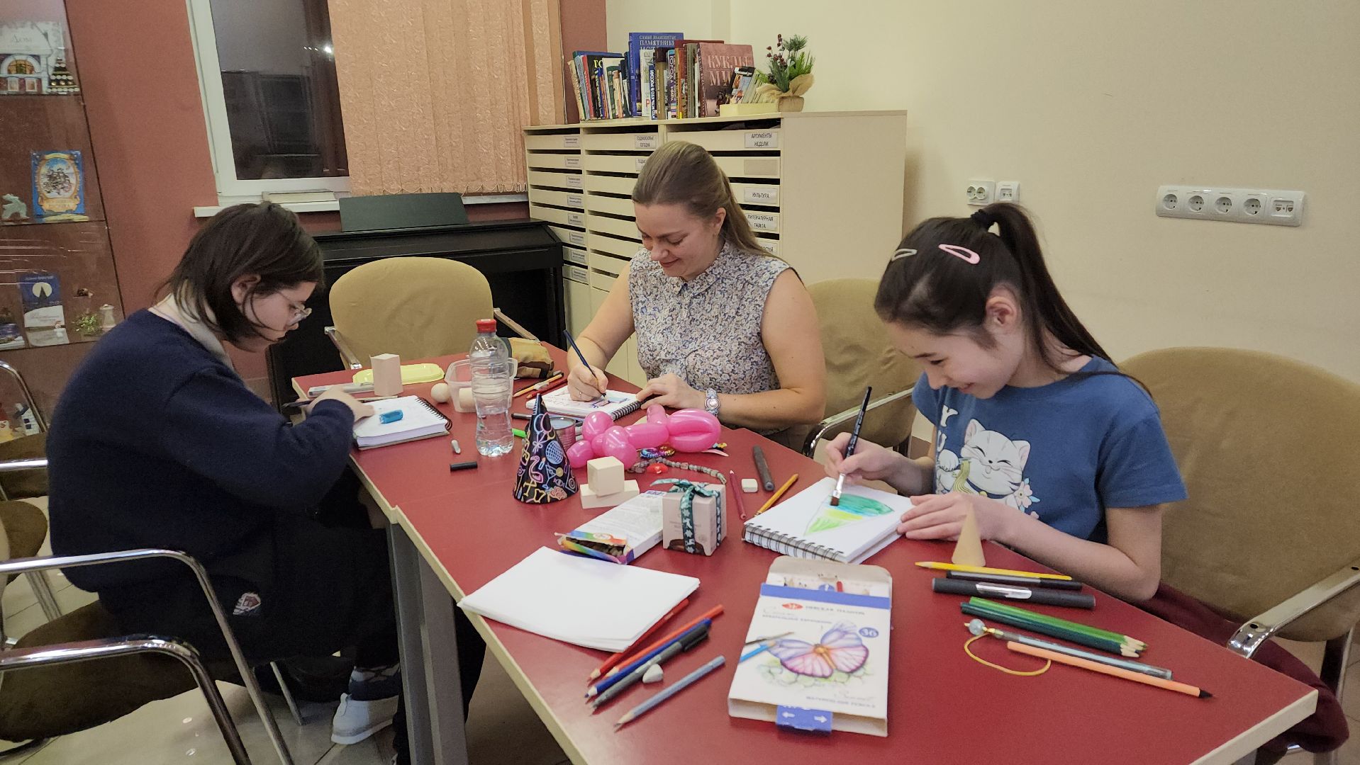 вертикалки, пушкино, центральная библиотека, мастер-класс, скетчинг, рисование, художник,