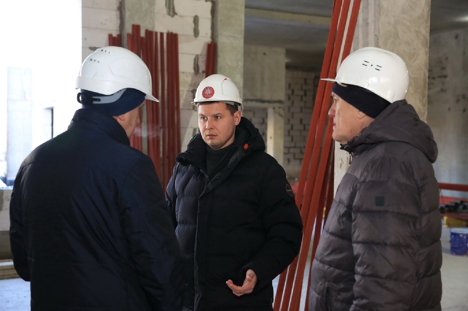 долгопрудный, гимназия 13, школы, пристройка, кровельные работы, фасадные работы, вертикалки,