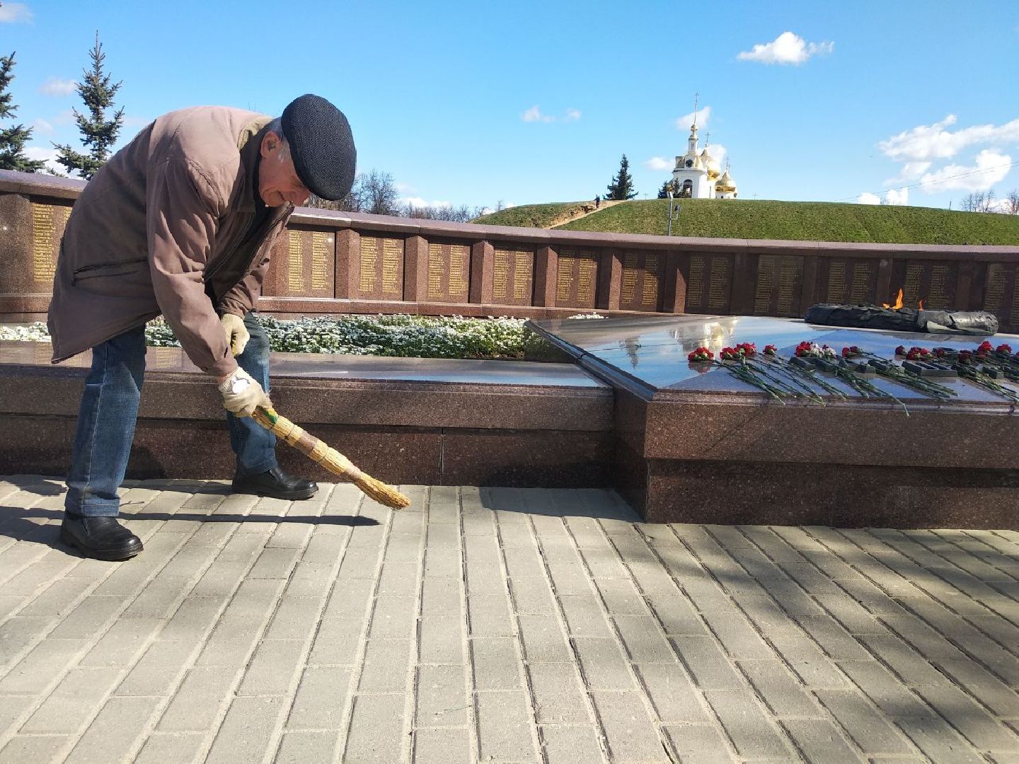 Дмитров, Вечный огонь, Поливановы, Областной субботник