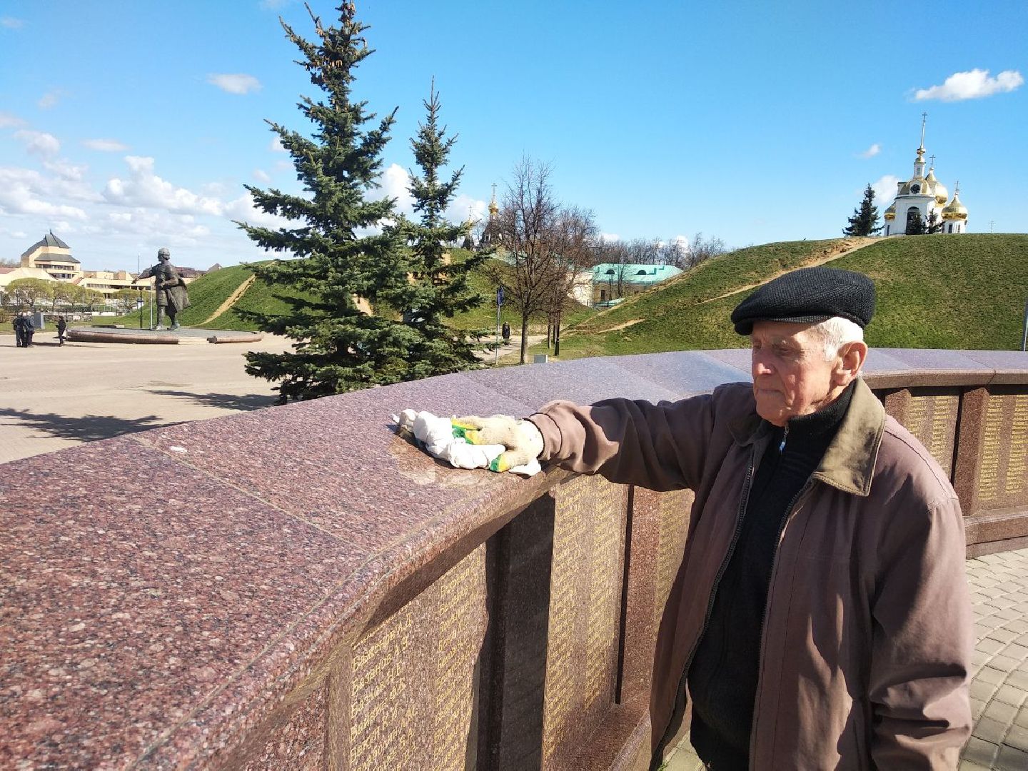 Дмитров, Вечный огонь, Поливановы, Областной субботник