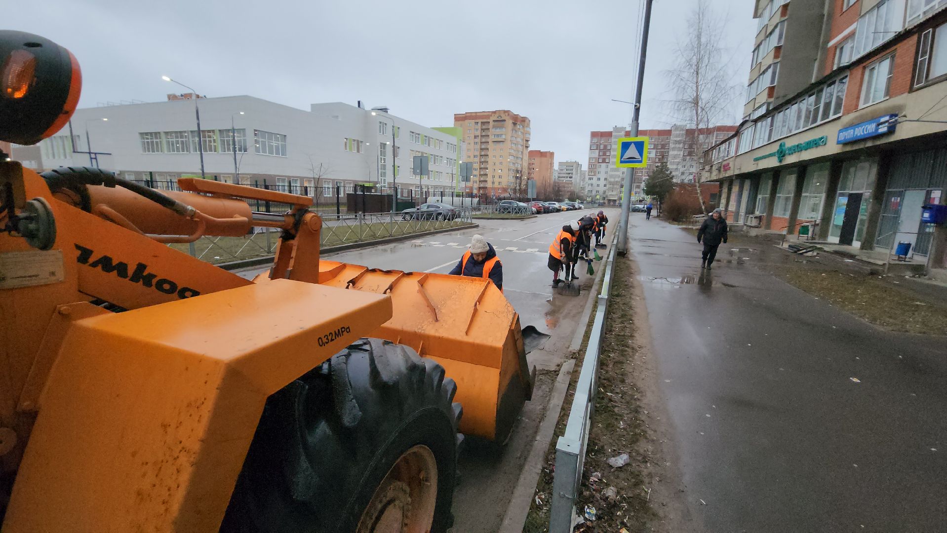 серпухов, улица юбилейная, микрорайон ивановские дворики, комбинат благоустройства, уборка улиц города,
