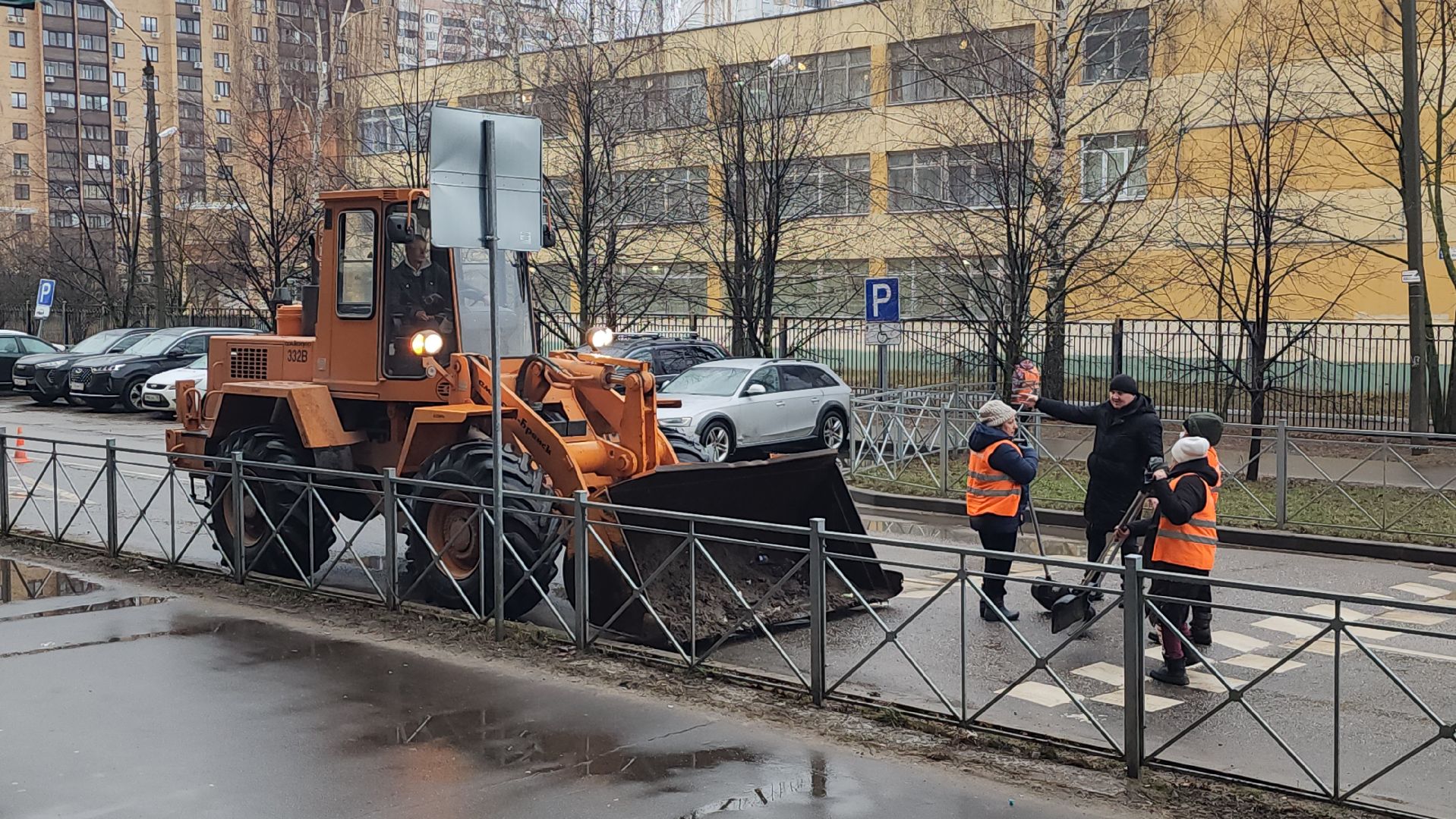 серпухов, улица юбилейная, микрорайон ивановские дворики, комбинат благоустройства, уборка улиц города,