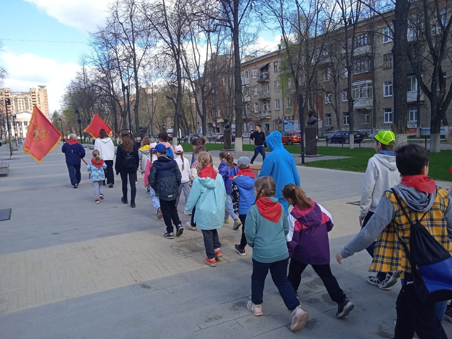 субботник, пионерский, бронепоезд, памятник, Москвич, монумент