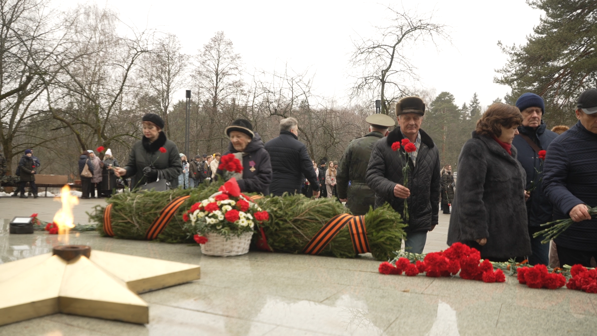 блокада Ленинграда, акция Память, Блокадный хлеб, Освобождение от блокады, власиха акция Память, вертикалки