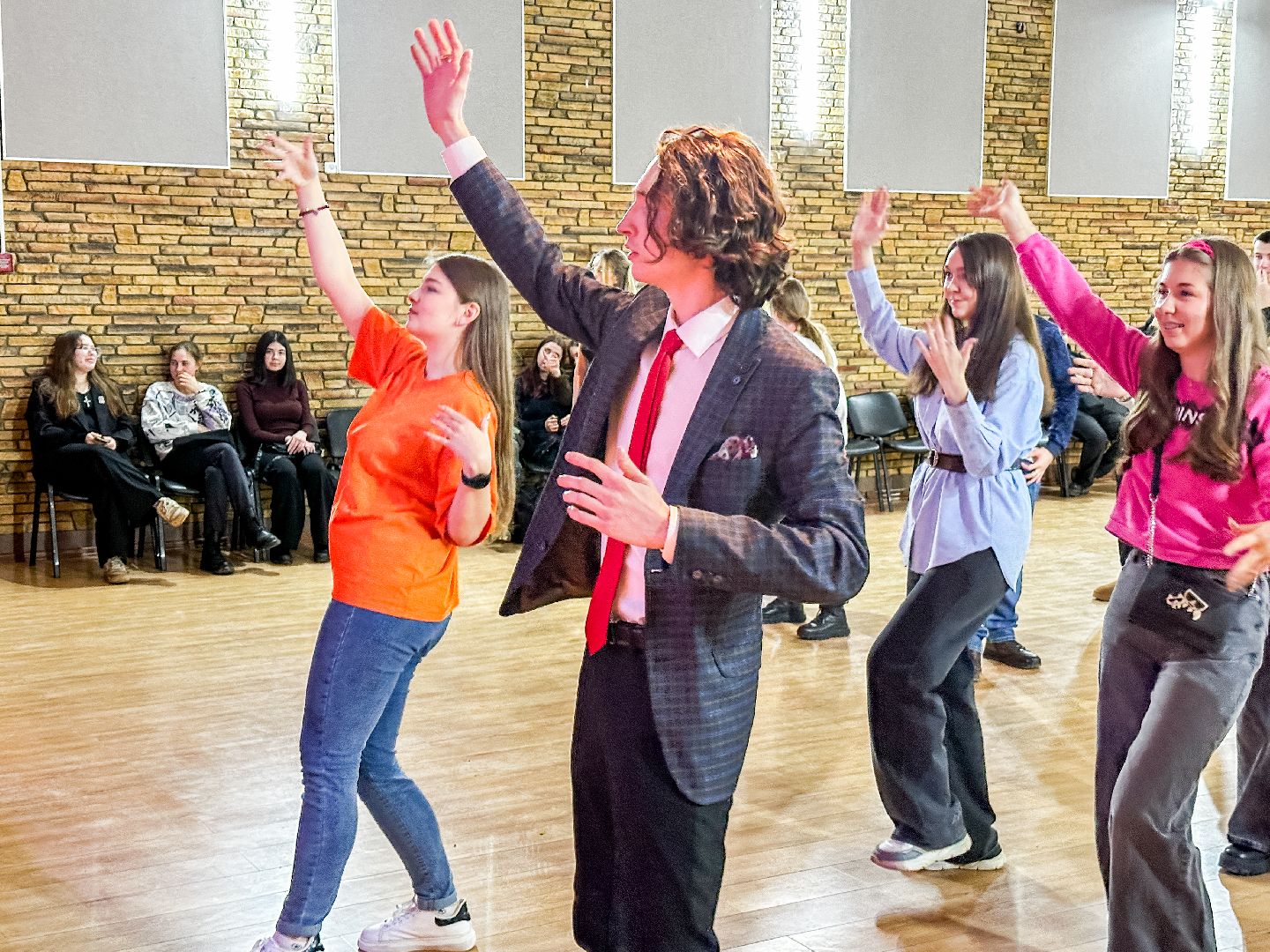 Клин, общество, образование, студенты, праздники,вертикалки,