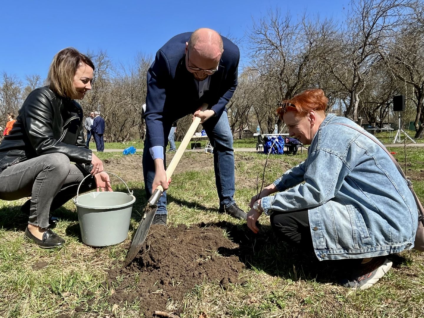 Наро-Фоминск. субботник, яблоневый сад, Наро-Фоминский городской округ