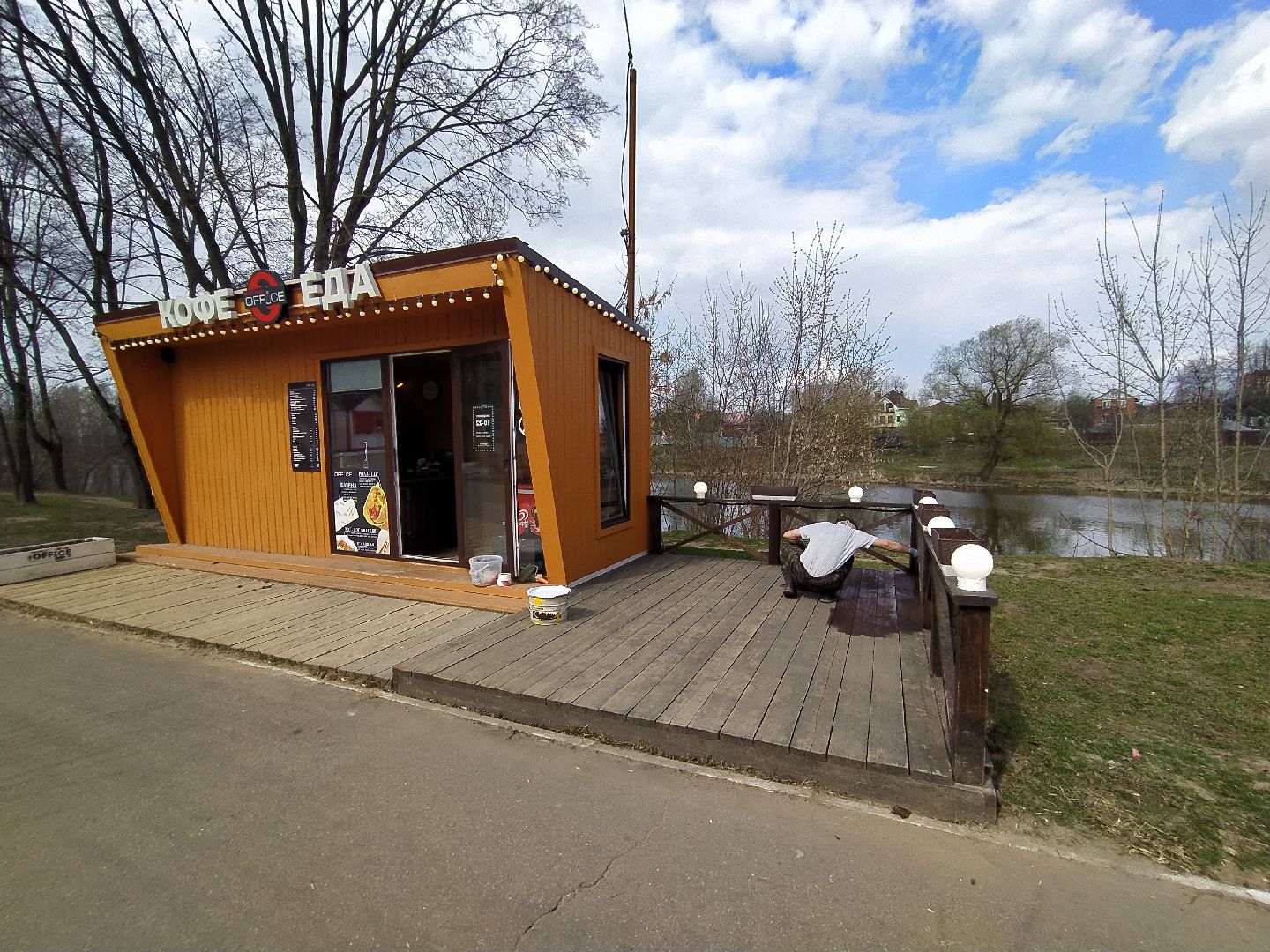 Парк, благоустройство, веранда, покраска