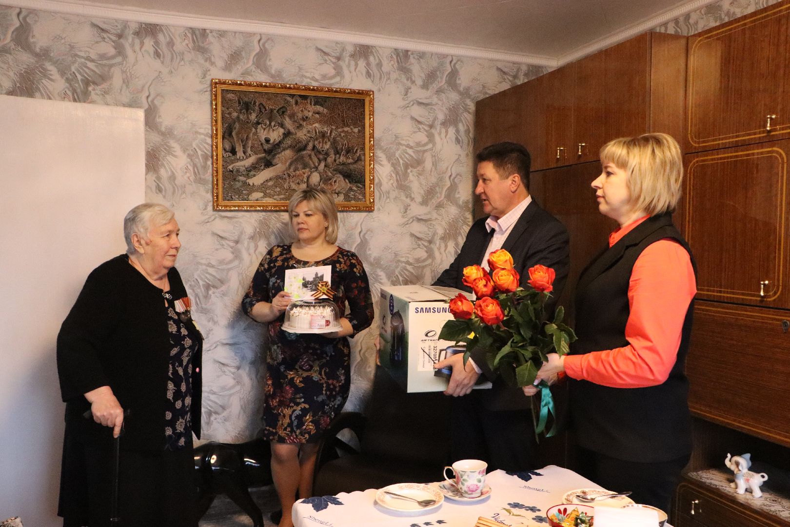 81-я годовщина полного освобождения ленинграда, житель блокадного ленинграда, Серебряные Пруды, Поселок Дмитриевский, глава округа,