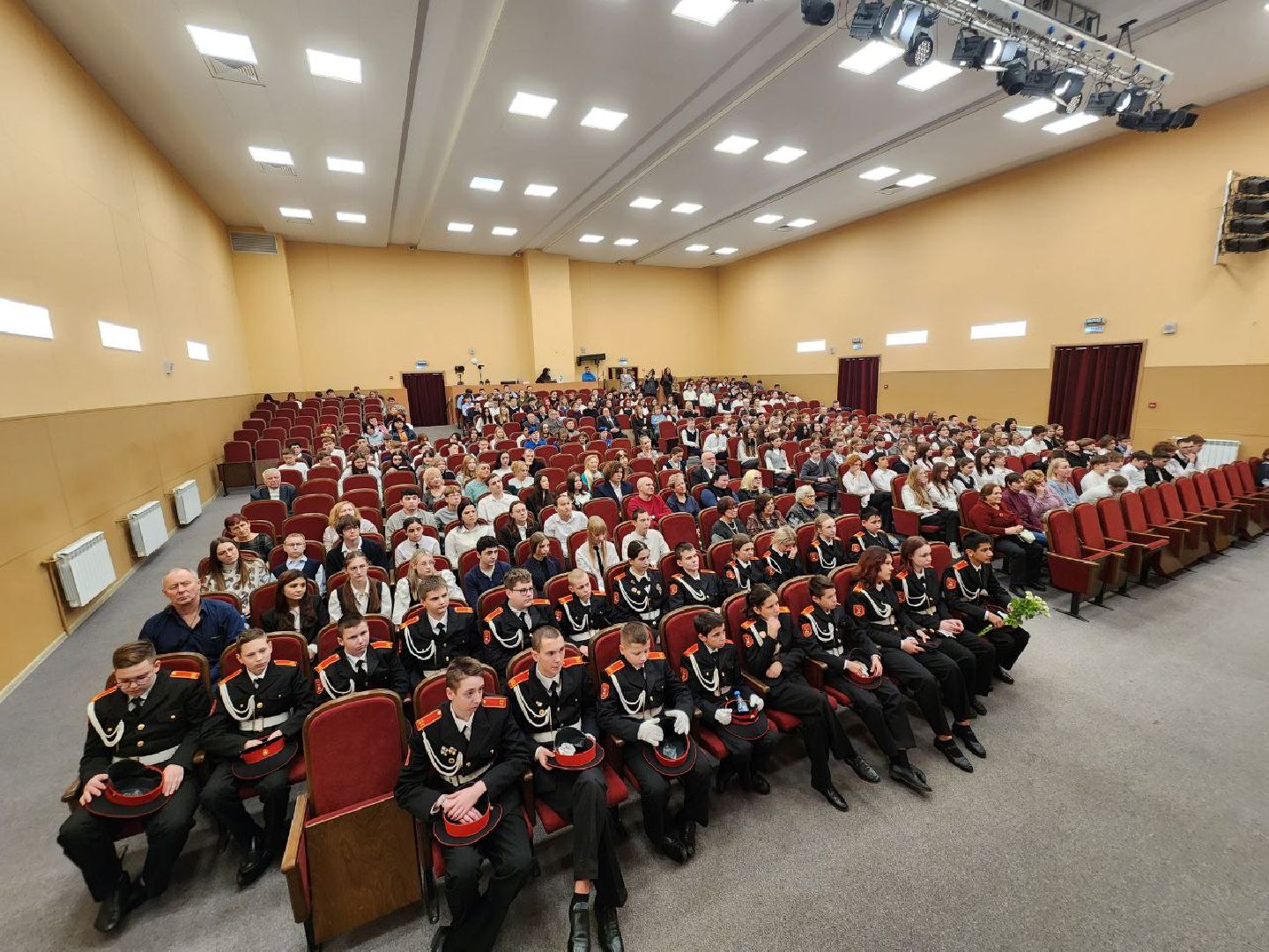 Солнечногорск, блокадный ленинград, дом культуры, Жители, Вертикалки,