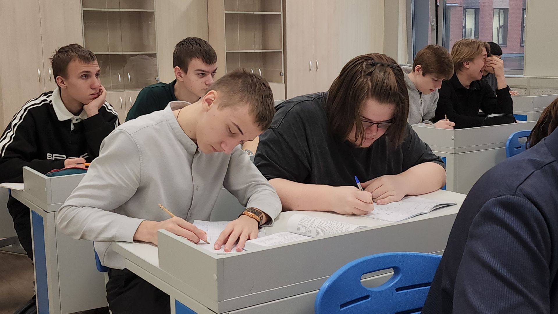 котельники, школа, соцподдержка для педагогов,